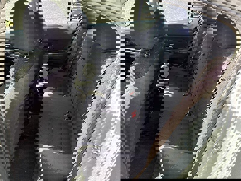 Used 2014 Chevrolet Cruze LT image 6