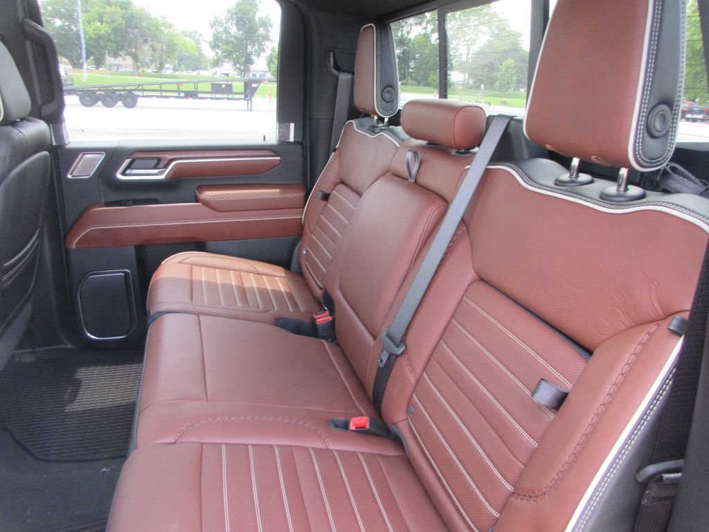 New 2026 GMC Sierra 2500 Denali Ultimate AWD/4WD image 16