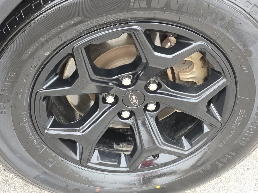 Used 2023 Ford Explorer Timberline image 3