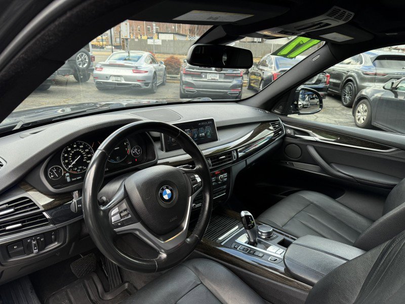 Used 2017 BMW X5 xDrive40e image 18