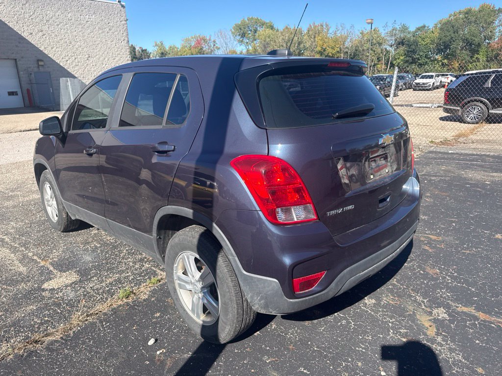 Used 2018 Chevrolet Trax LS AWD/4WD image 3