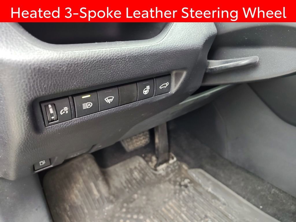 Used 2021 Toyota RAV4 XLE w/ Convenience Package image 8