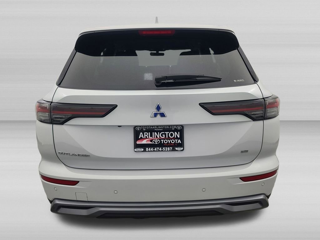 Used 2025 Mitsubishi Outlander SE AWD/4WD image 5