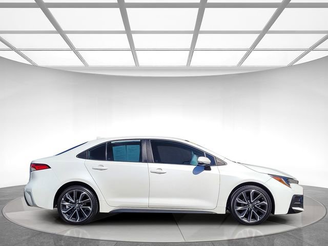 Used 2020 Toyota Corolla SE w/ Carpet Mat Package (TMS) FWD image 3