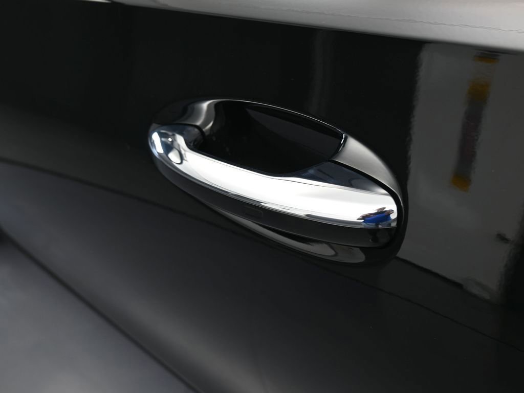 Used 2022 Mercedes-Benz C 300 Sedan w/ Exclusive Trim Package image 34