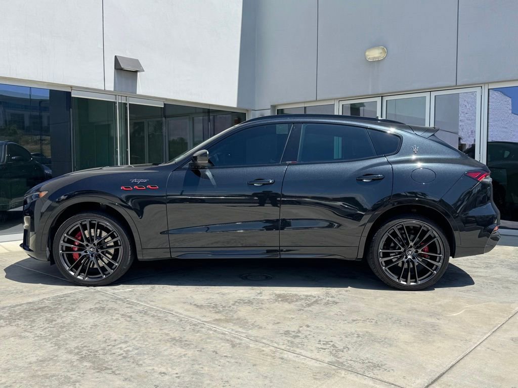 Certified 2022 Maserati Levante Trofeo image 10