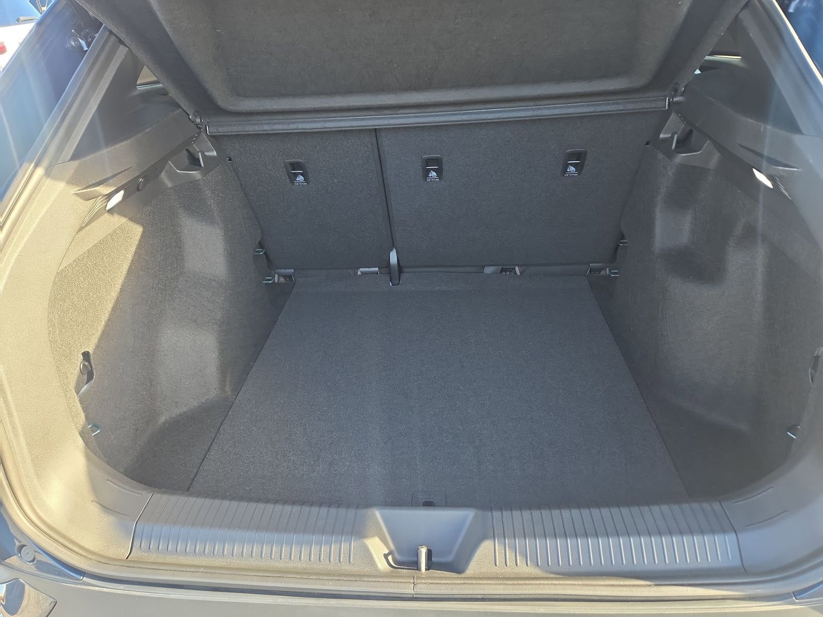 Certified 2023 Volkswagen ID.4 2WD image 23