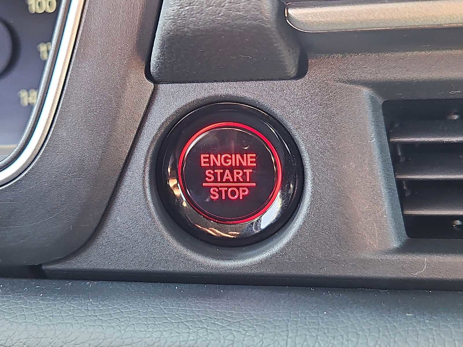 Used 2024 Honda Pilot EX-L image 23
