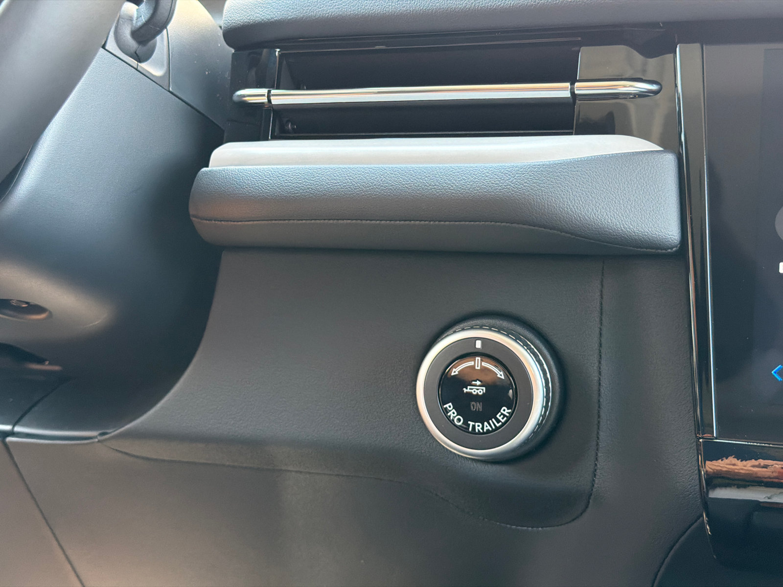 New 2027 Lincoln Navigator L Premier AWD/4WD image 27