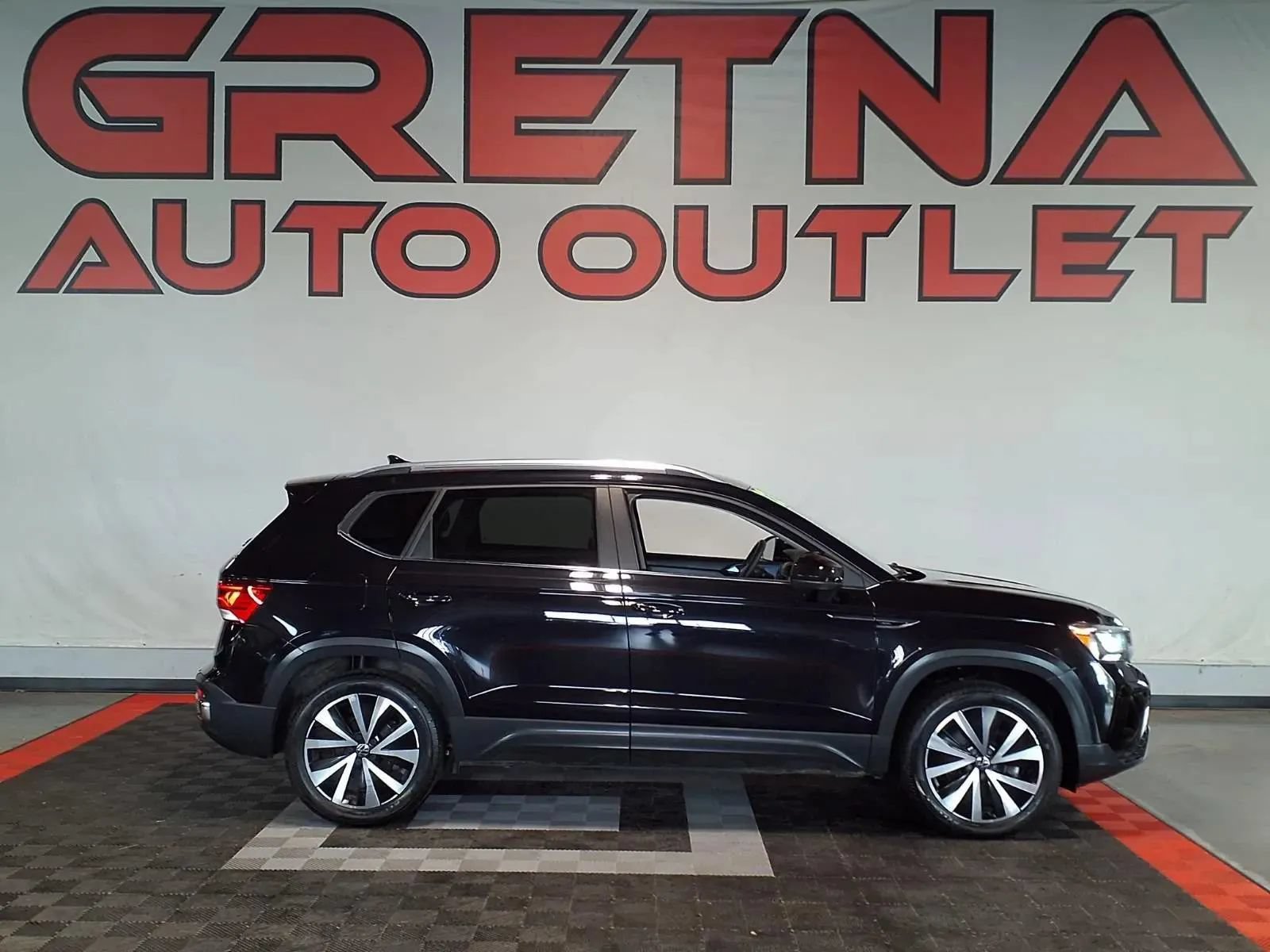 Used 2022 Volkswagen Taos SE