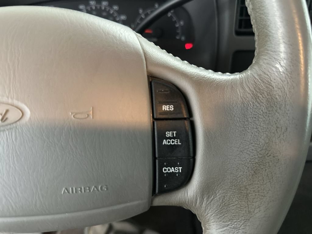 Used 2000 Ford Excursion XLT RWD image 33