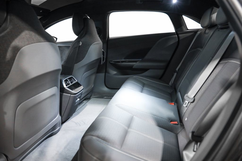 Used 2023 Lucid Air Grand Touring image 43