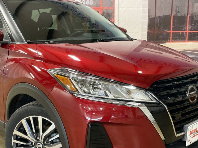 Used 2021 Nissan Kicks SV FWD image 10