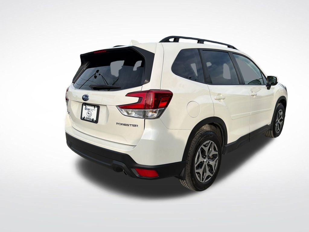 Certified 2023 Subaru Forester Premium AWD/4WD image 14