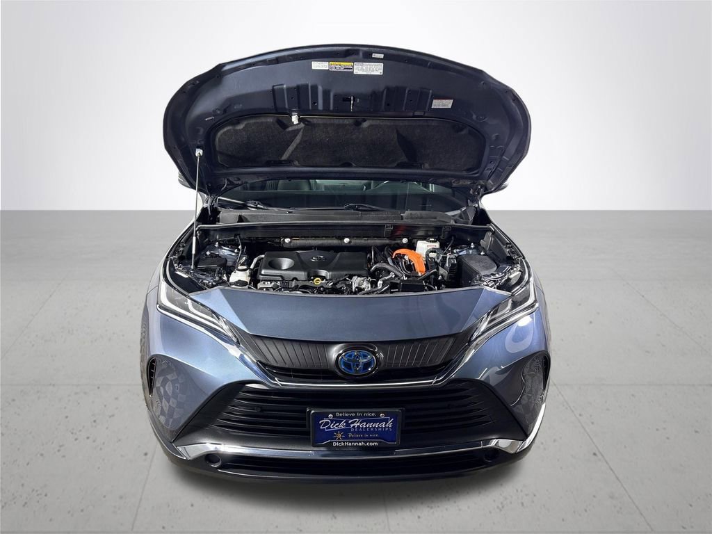 Used 2021 Toyota Venza XLE w/ Softex Package image 22