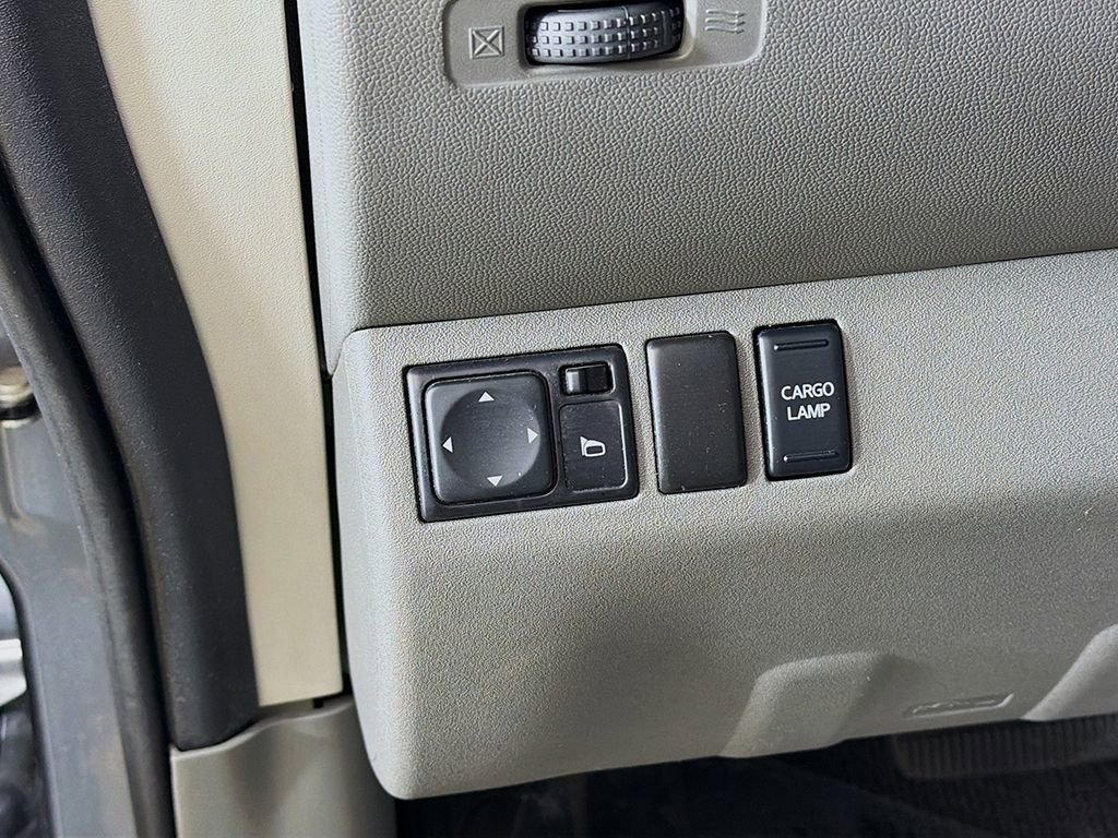 Used 2018 Nissan Frontier SV image 23