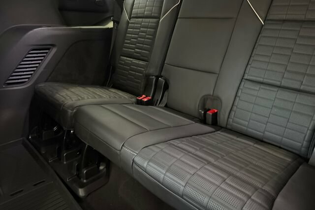 New 2027 Cadillac Escalade V w/ LPO, ONYX Package AWD/4WD image 14