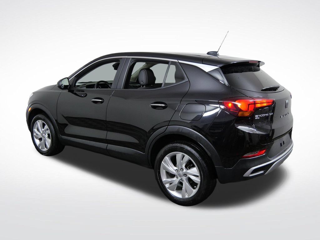 Used 2024 Buick Encore GX Preferred AWD/4WD image 7