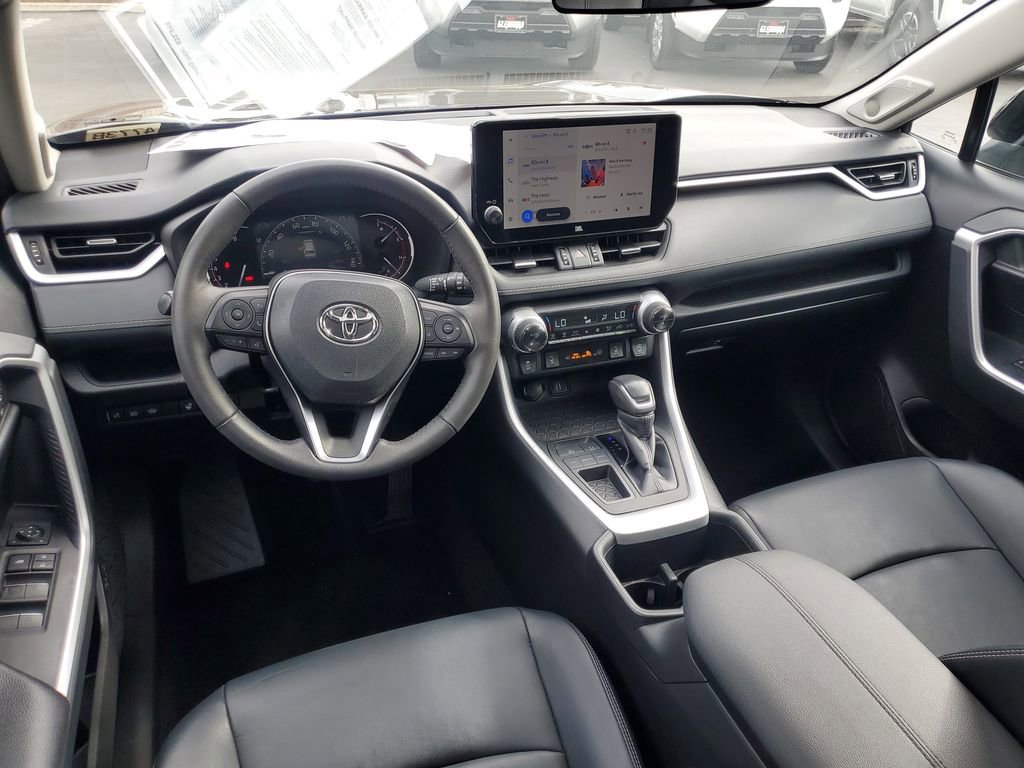 Used 2024 Toyota RAV4 XLE Premium image 12