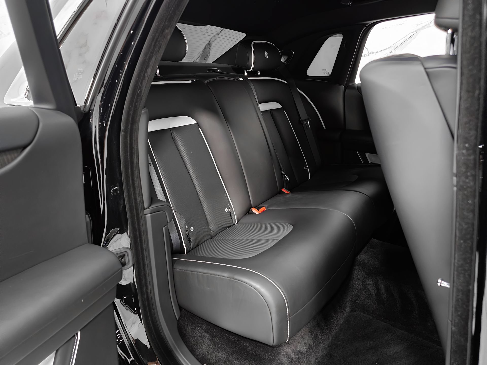 Used 2023 Rolls-Royce Ghost w/ Ghost Package AWD/4WD image 23