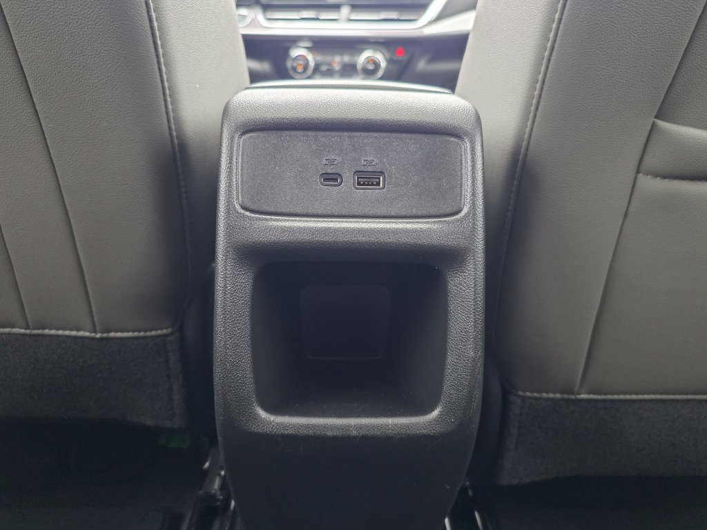 Used 2025 Chevrolet Trax ACTIV w/ Sunroof Package FWD image 23