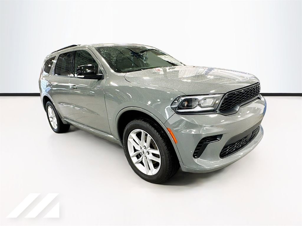 Used 2024 Dodge Durango GT image 3