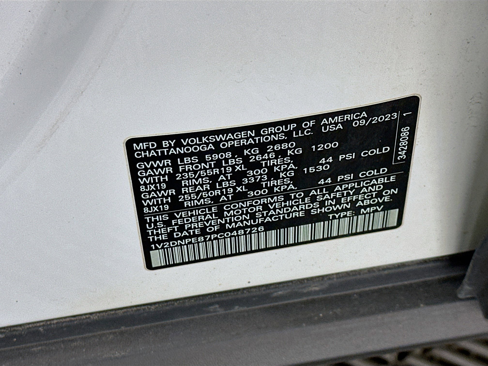 Used 2023 Volkswagen ID.4 Pro image 12