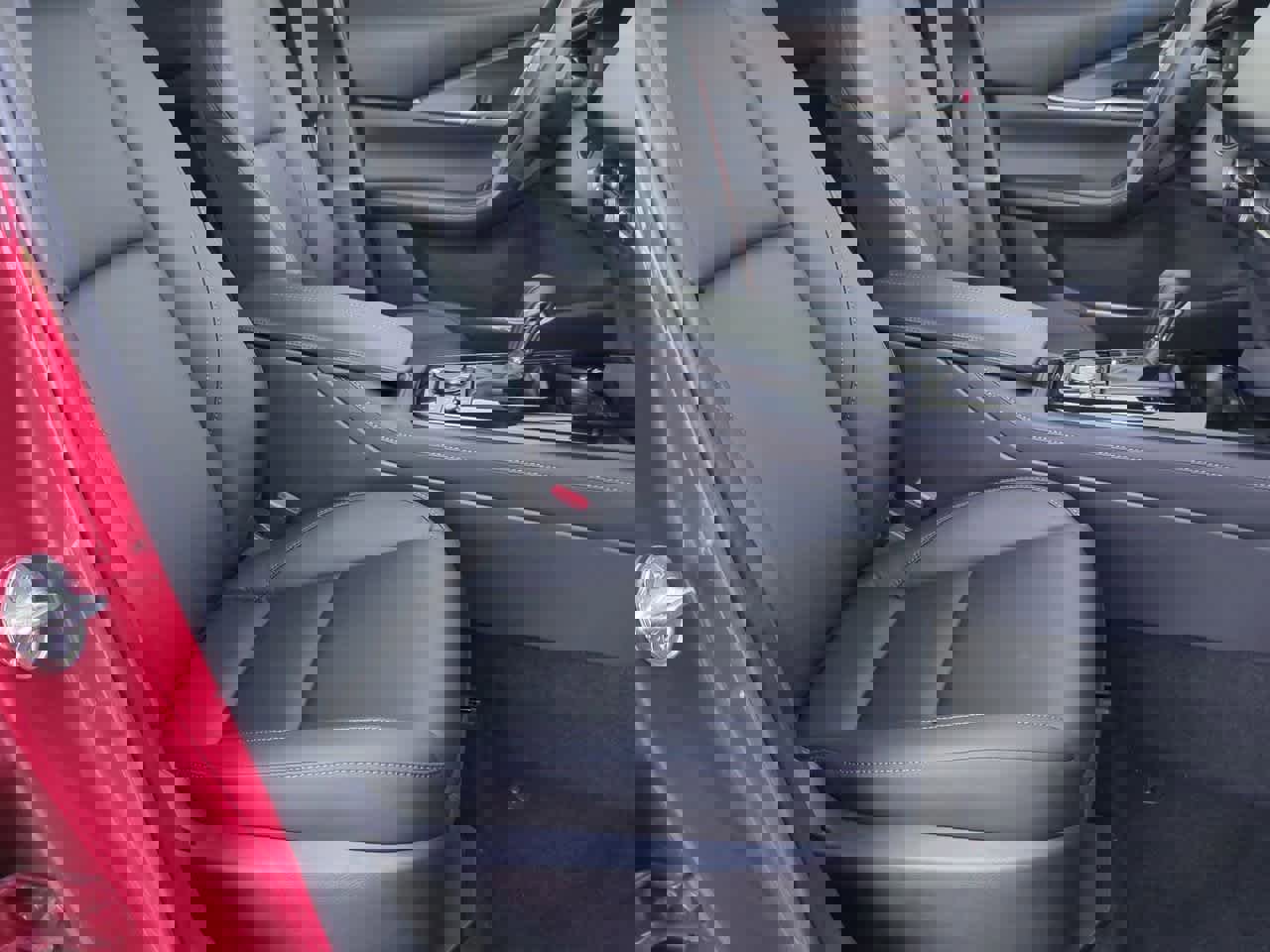 New 2025 MAZDA CX-30 AWD 2.5 S w/ Select Sport Pkg image 19