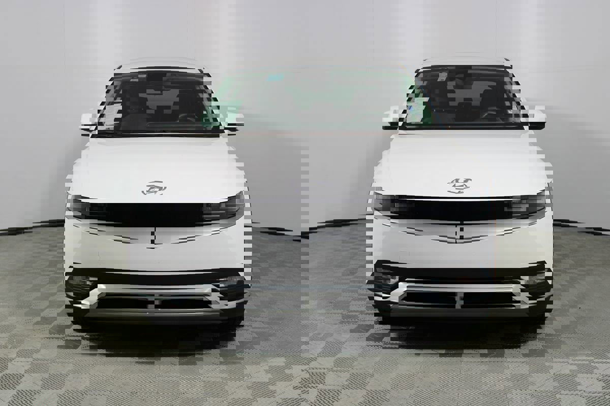 Used 2024 Hyundai Ioniq 5 SE image 28