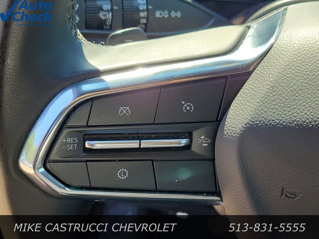 Used 2025 Chevrolet Suburban LT AWD/4WD image 12