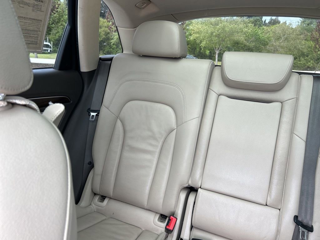 Used 2016 Audi Q5 2.0T Premium Plus w/ Technology Package image 12