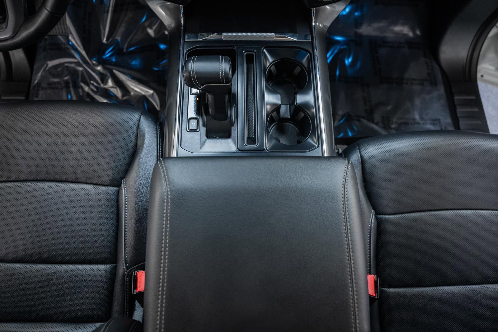 Certified 2023 Ford F150 Lariat w/ Equipment Group 502A High image 35