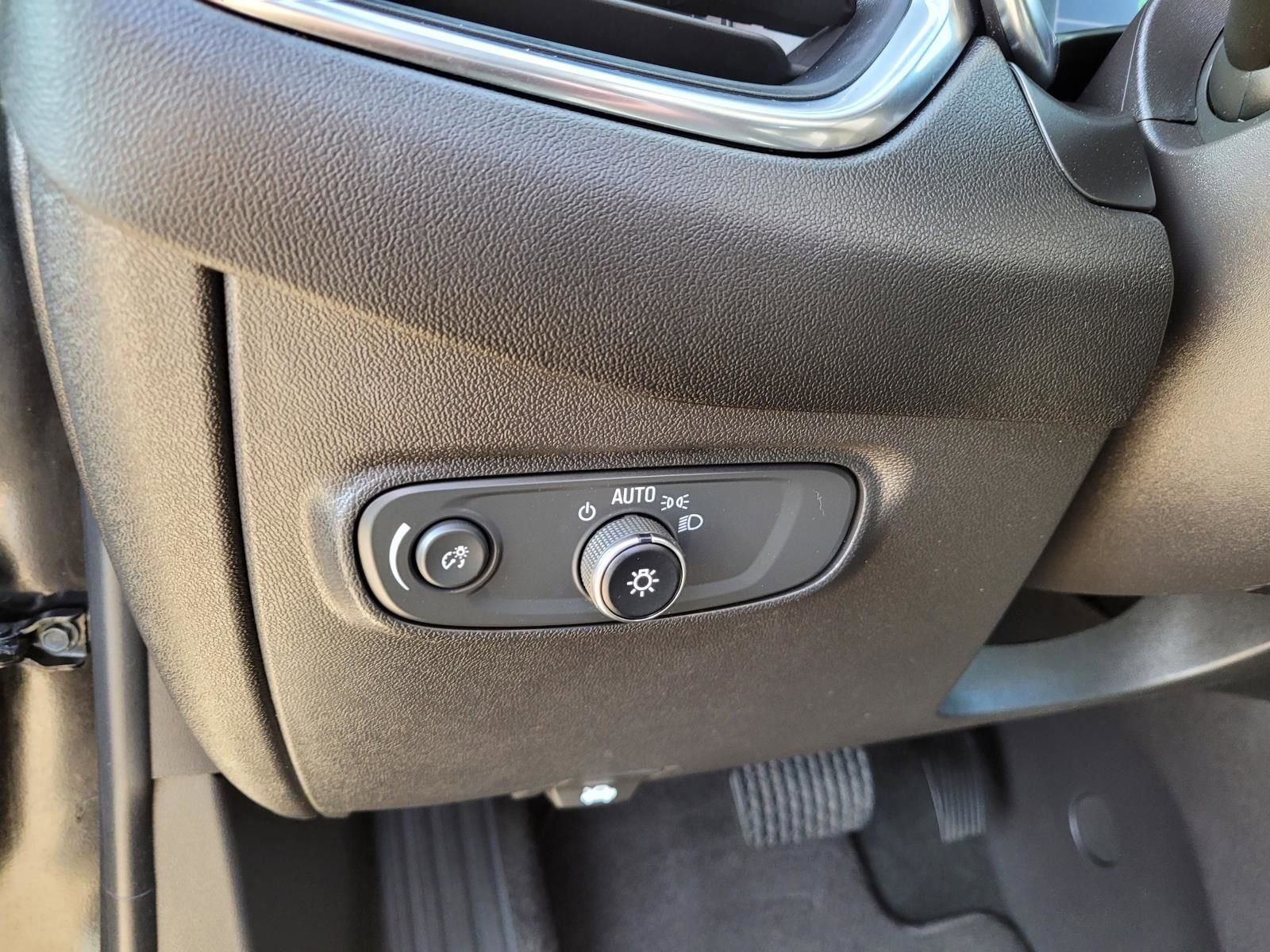 Used 2024 Chevrolet Equinox LT image 23