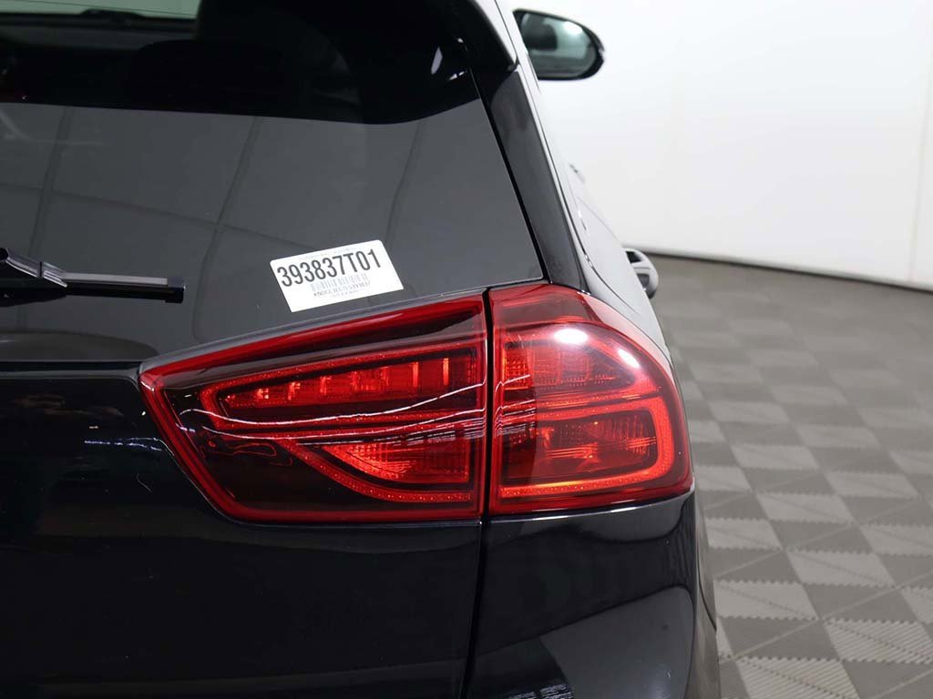 Used 2020 Kia Niro Touring image 17