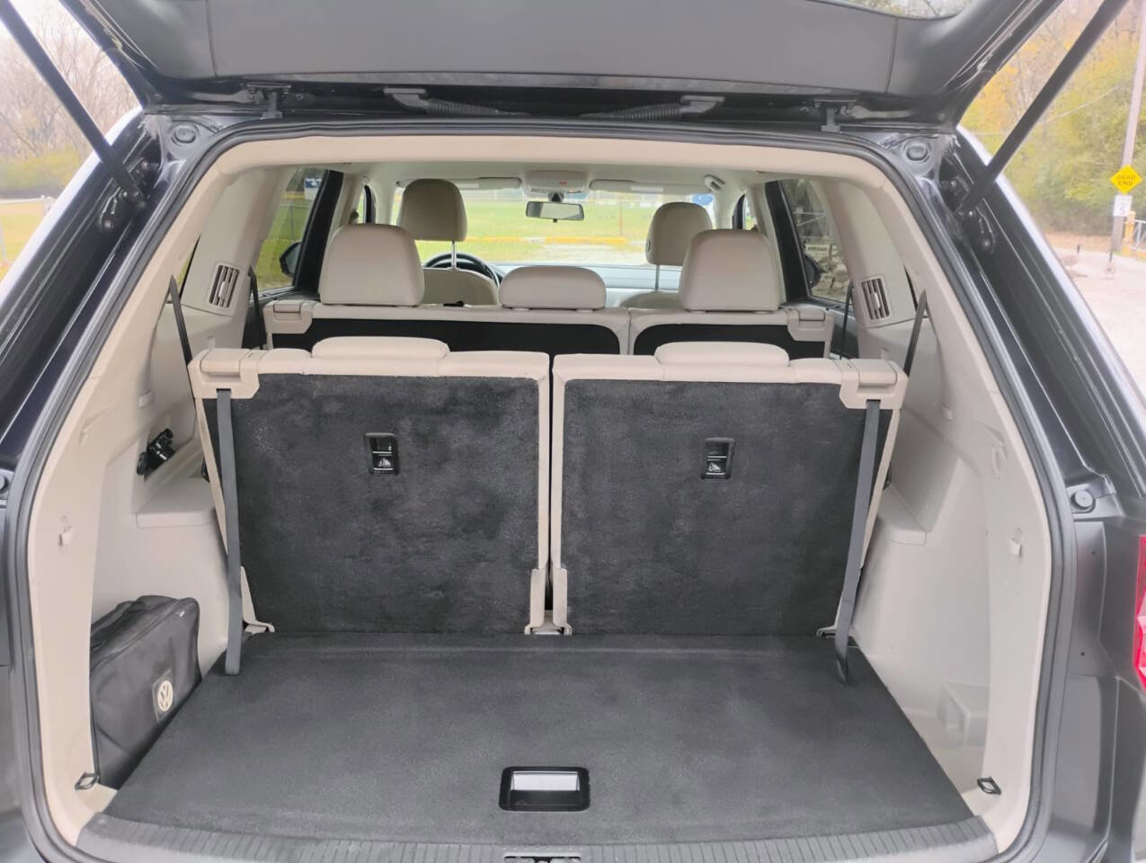 Used 2018 Volkswagen Atlas SE FWD image 12