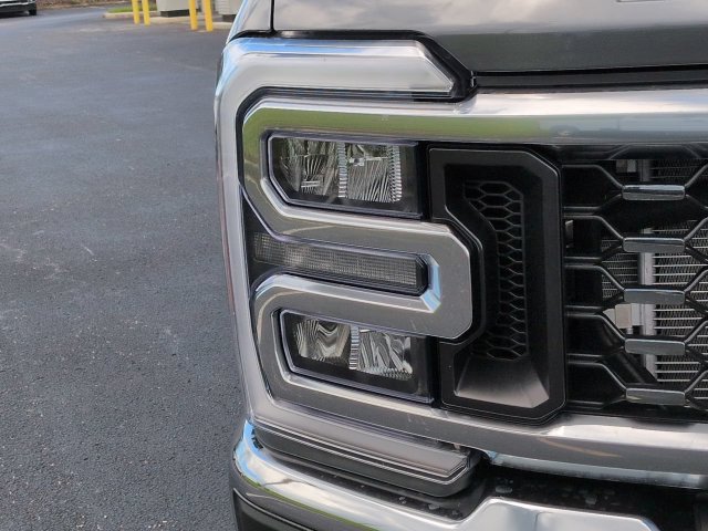 New 2027 Ford F350 Lariat AWD/4WD image 10