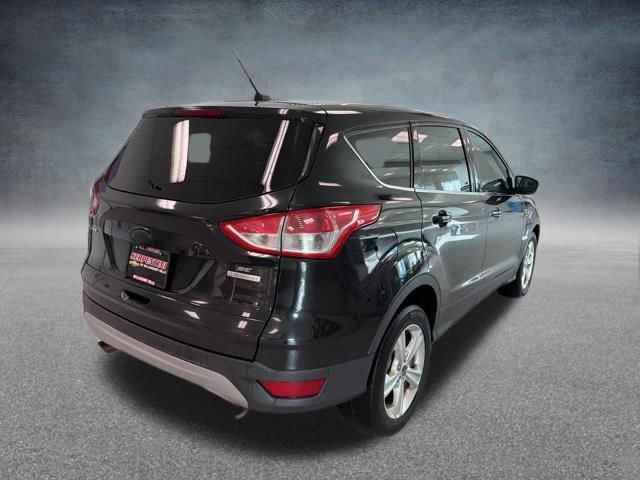 Used 2015 Ford Escape SE image 6