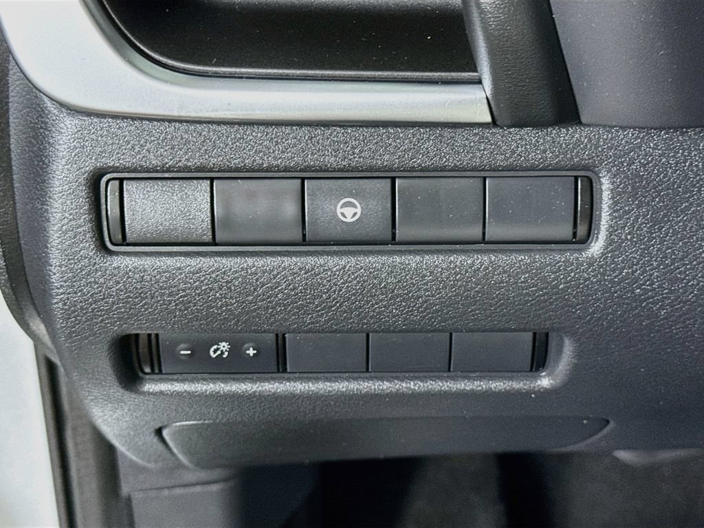 Certified 2021 Nissan Rogue SV AWD/4WD image 19