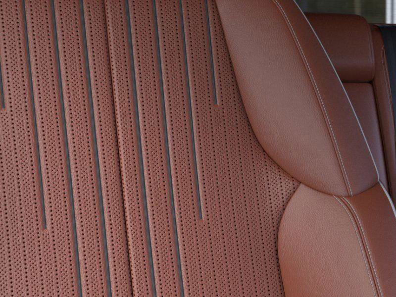 New 2025 Cadillac Optiq Sport 2 w/ LPO, ONYX Package image 21