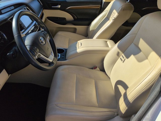 Certified 2017 Toyota Highlander Limited image 15