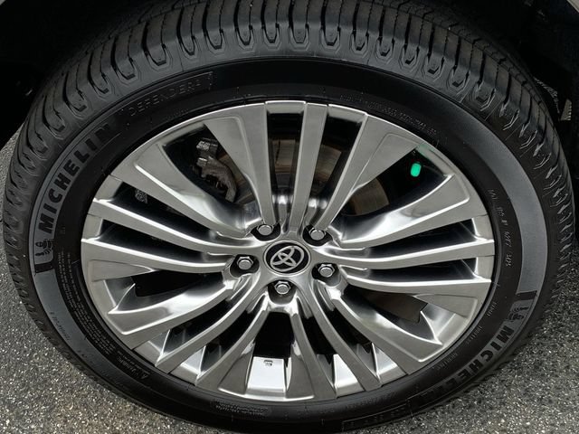 Used 2022 Toyota Venza Limited AWD/4WD image 34