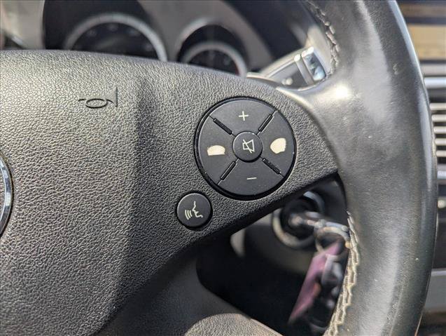 Used 2011 Mercedes-Benz E 350 BlueTEC Sedan image 15