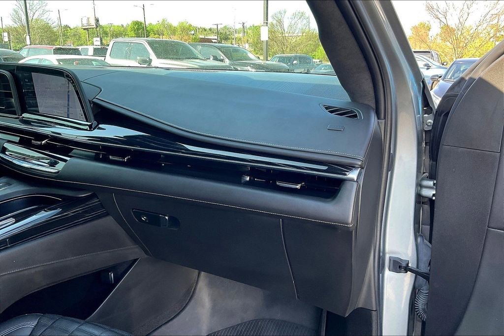 Used 2023 Cadillac Escalade V w/ Heavy-Duty Trailer Package image 29