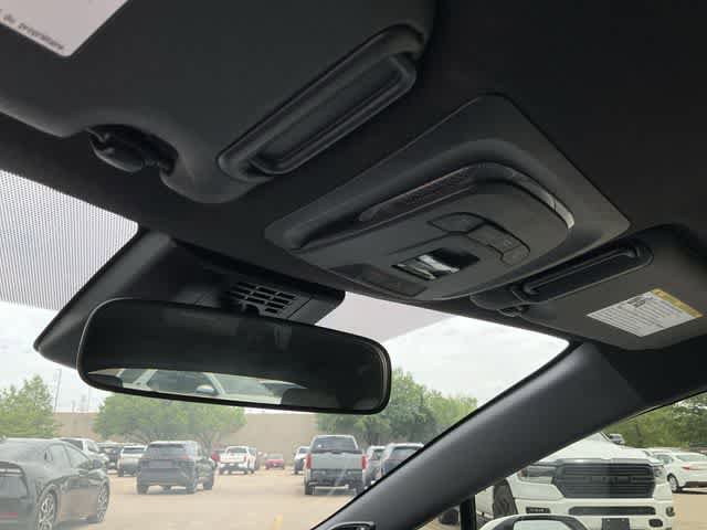 Used 2025 Toyota Corolla XSE FWD image 25