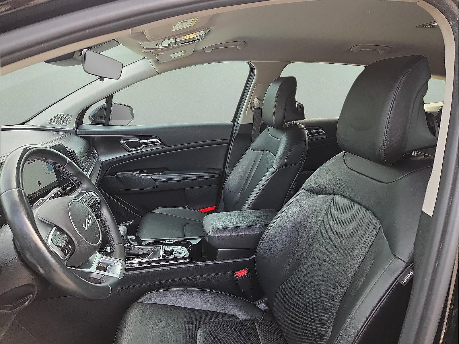 Used 2024 Kia Sportage EX AWD/4WD image 13