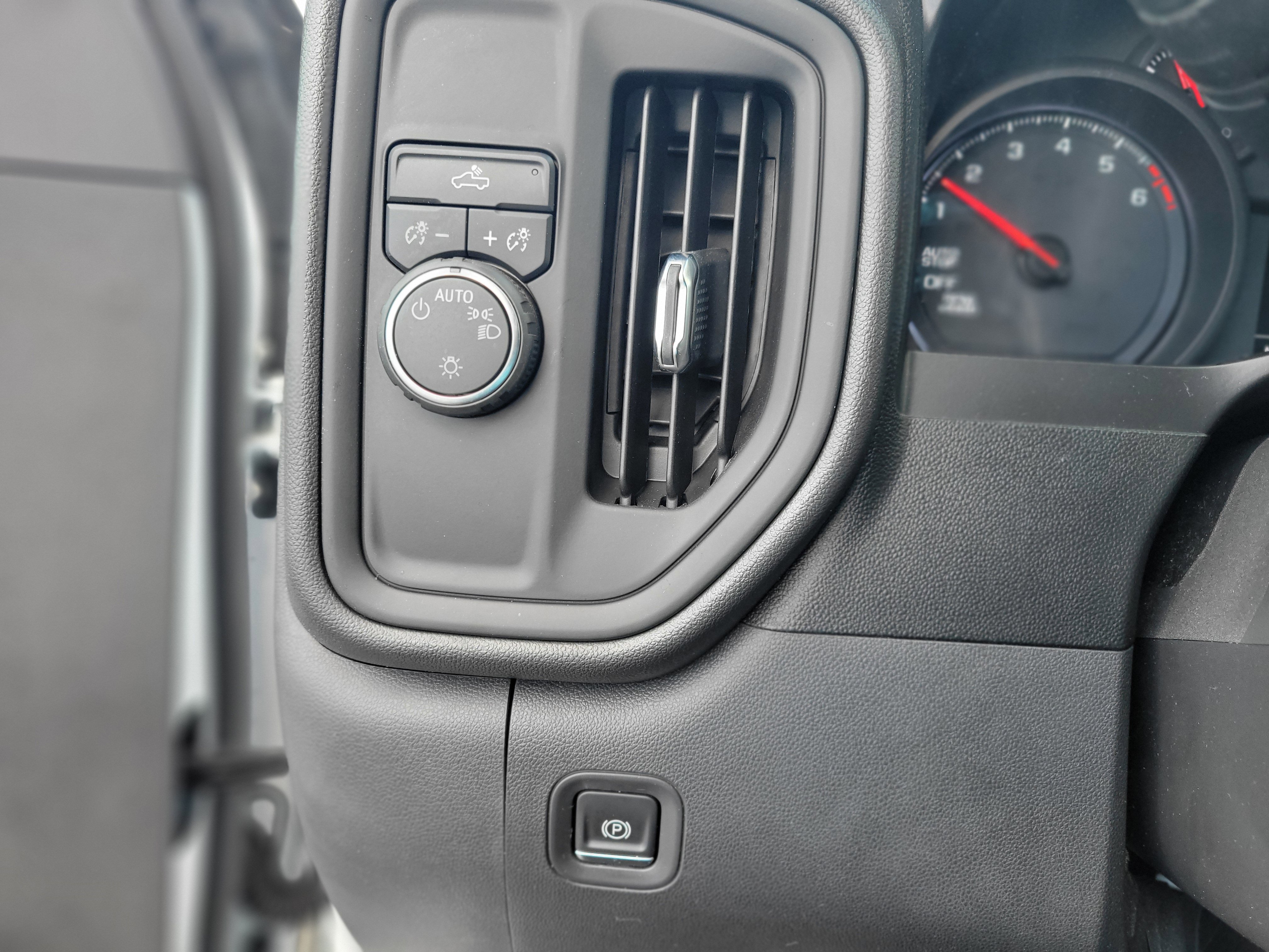 Certified 2021 Chevrolet Silverado 1500 W/T w/ WT Value Package image 20