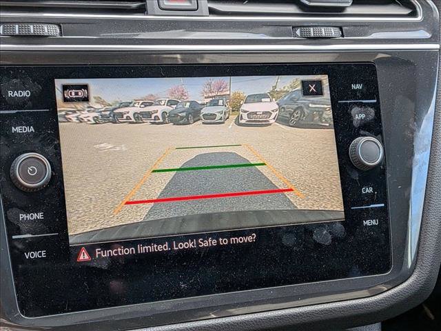 Used 2023 Volkswagen Tiguan SEL R-Line image 10