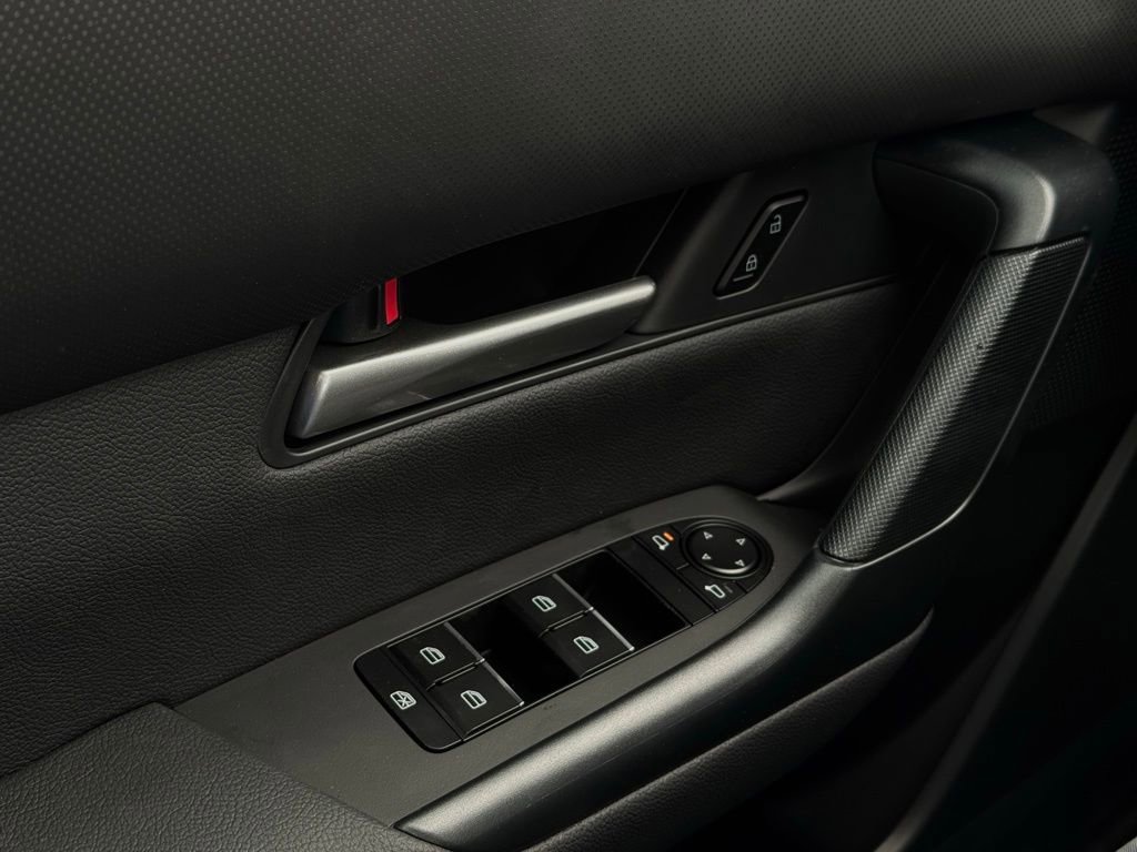 New 2025 MAZDA CX-50 AWD 2.5 S w/ Cargo Package image 36