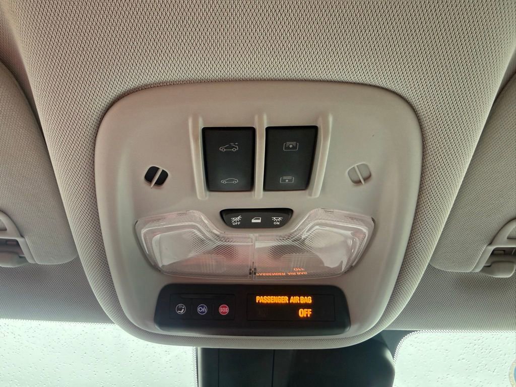 Used 2021 Chevrolet TrailBlazer LT w/ Sun and Liftgate Package image 30