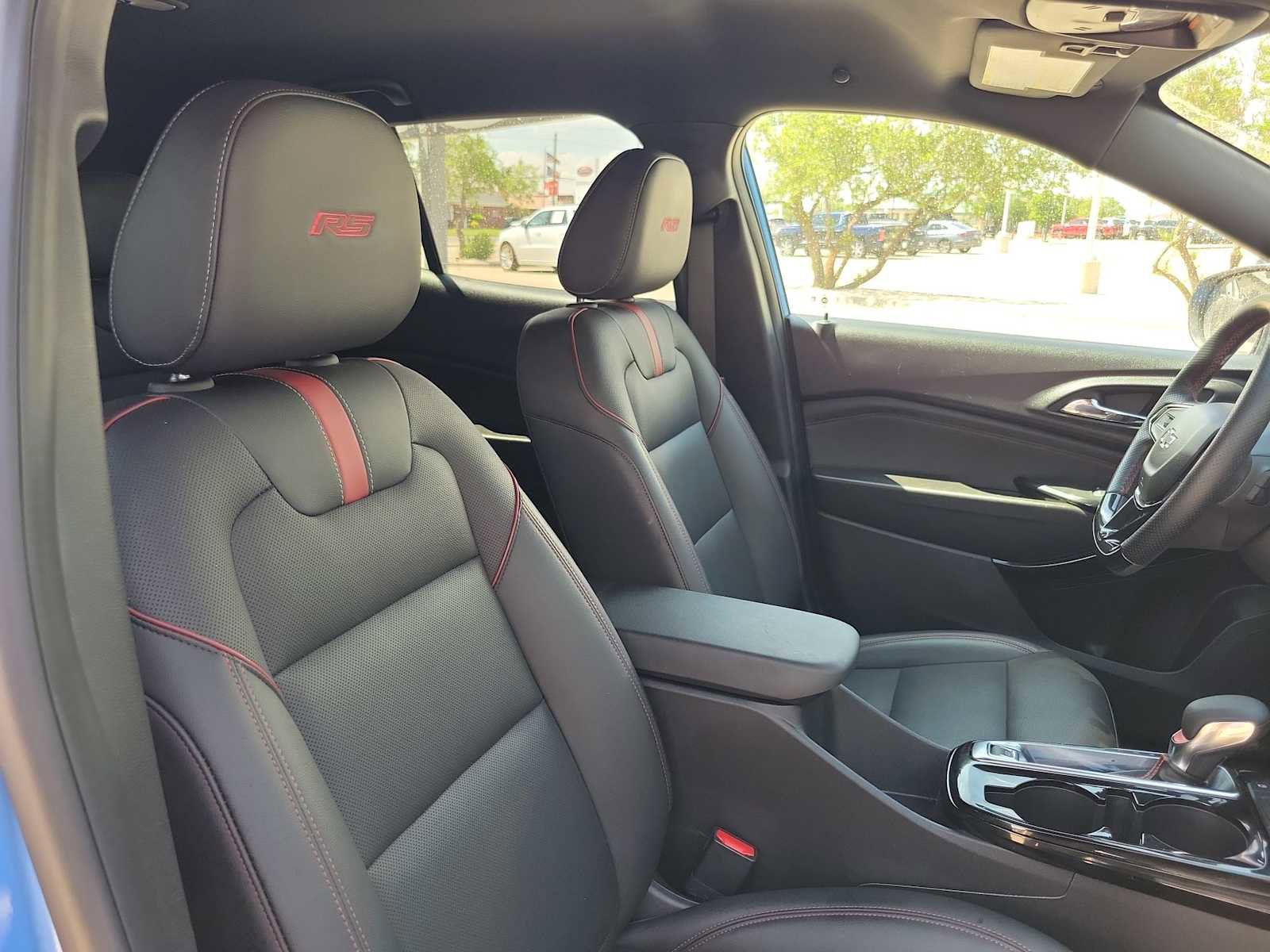 Used 2024 Chevrolet Trax RS w/ Driver Confidence Package image 18